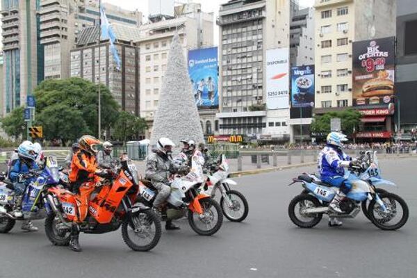 Старт гонок Дакар-2010 в центре Буэнос-Айреса