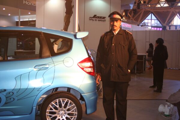 Более 2 тыс компаний покажут свою продукцию на автосалоне в Нью-Дели
