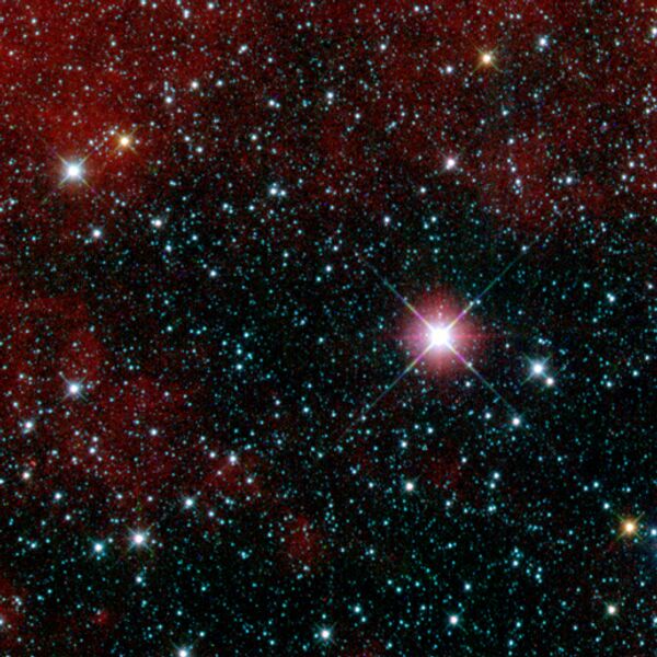 Первый снимок, сделанный орбитальным телескопом WISE