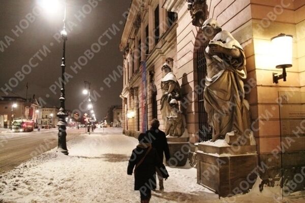 Берлин засыпало снегом
