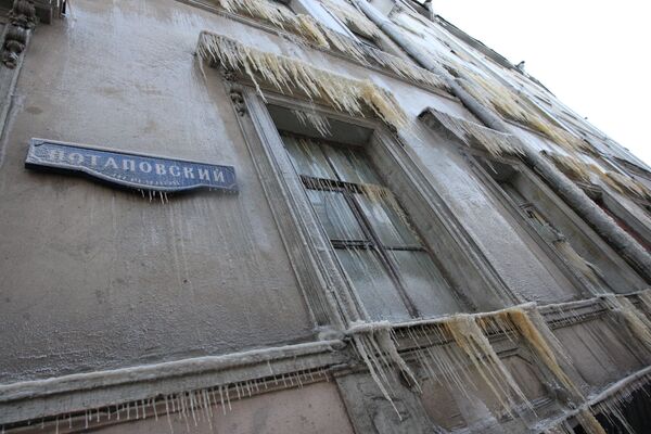 После тушения пожара в доме по адресу Потаповский переулок, 6. Архив