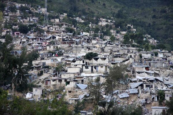 Последствия мощных землетрясений на Гаити