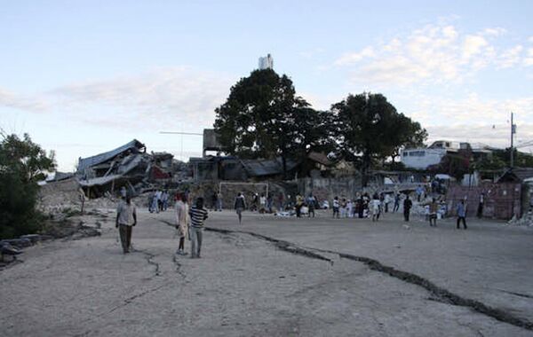 Последствия мощных землетрясений на Гаити