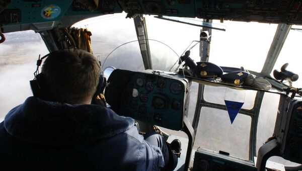 Моряков с затонувшего у Крыма судна ищут при помощи вертолета