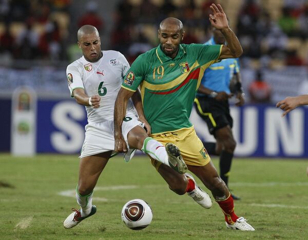 Игровой момент матча Сборная Алжира - Сборная Мали