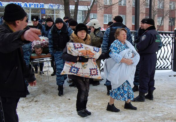 Последствия взрыва в Луганской больнице