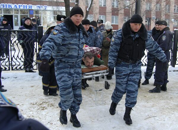 Взрыв в больнице Луганска 