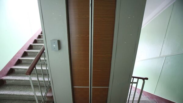 Лифт в одном из московских домов. Архив