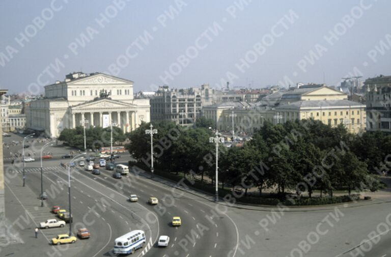 Вид на здание Государственного ордена Ленина академического Большого театра Союза ССР