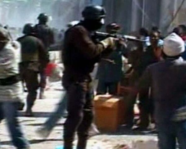 Стрельба на Гаити: полиция усмиряет мародеров оружием