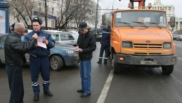 Эвакуация частных автомобилей в Москве. Архив