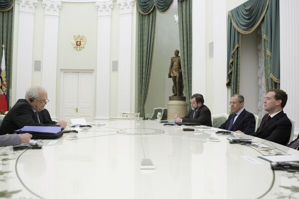 Президент РФ Д.Медведев принял в Кремле Комиссара СЕ по правам человека Т.Хаммарберга