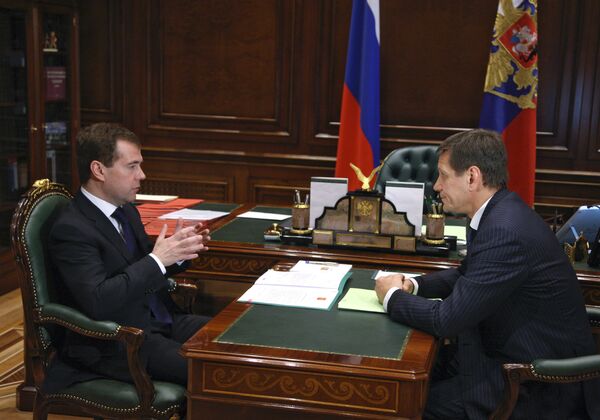 Президент РФ Д.Медведев провел встречу с вице-премьером РФ А.Жуковым