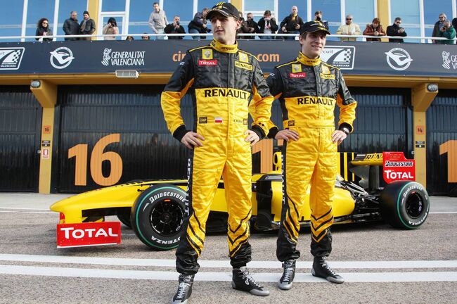 Renault F1 Team провела официальную презентацию команды и нового болида