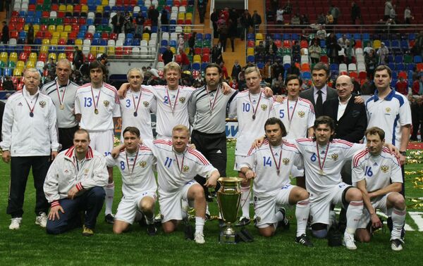 Сборная России - победитель международного футбольного турнира Кубок легенд