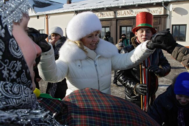 Светлана Медведева на празднике Веселая масленица в Подмосковье