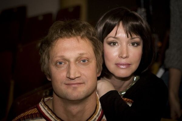 Анна Самохина и Гоша Куценко на съемках фильма Псевдоним для героя