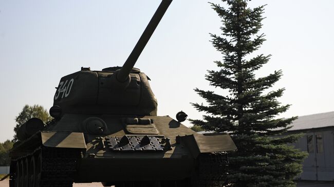 Средний танк Т-34-85. Музей бронетехники в Кубинке. Архив