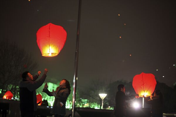 Жители Китая встречают Новый год по лунному календарю