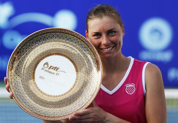 Звонарева защитила чемпионский титул на теннисном турнире в Паттайе