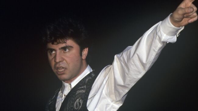 Певец Сосо Павлиашвили Певец Сосо Павлиашвили