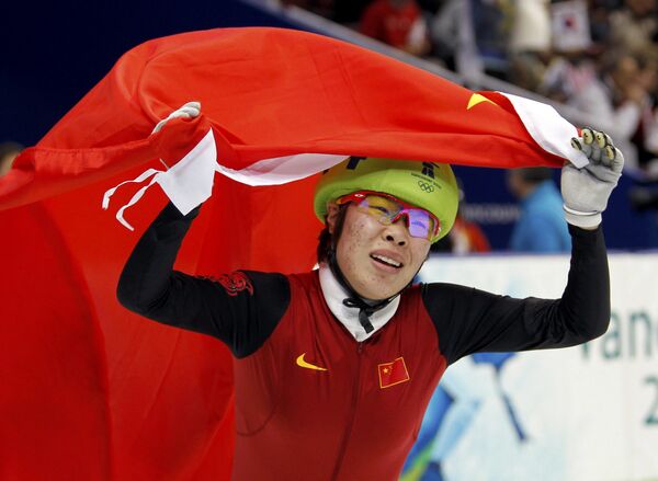 Китайская шорт-трекистка Чжоу Ян взяла золото Олимпиады в Ванкувере
