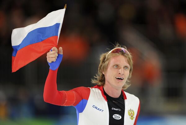 Российский конькобежец Иван Скобрев