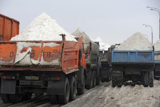 Переработка снега в снегосплавном пункте