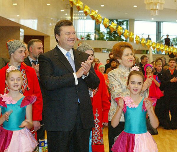 Виктор Янукович с супругой Людмилой 