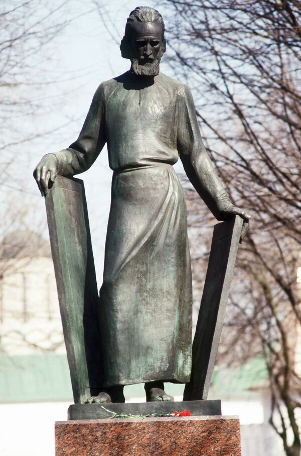 Памятник Андрею Рублеву в Москве