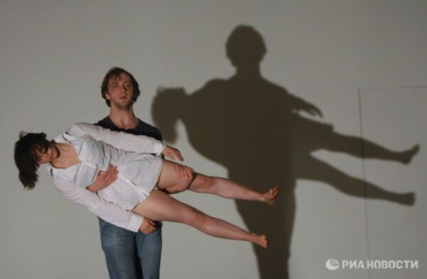 Открытая репетиция совместной постановки португальского хореографа Виктора Хьюго Понтеша и Liquid Theatre (Москва)