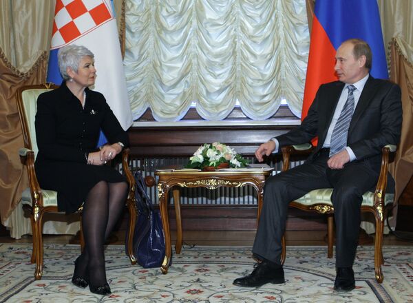 Премьер-министр РФ Владимир Путин встретился со своей хорватской коллегой. Архив