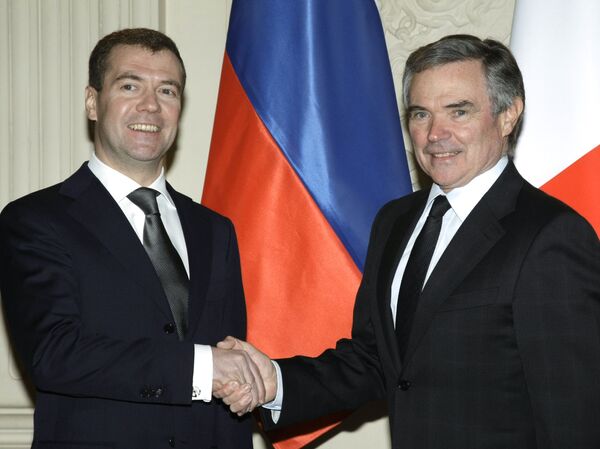 Президент РФ Дмитрий Медведев на встрече с председателем Национального собрания Франции Бернаром Аккуайе