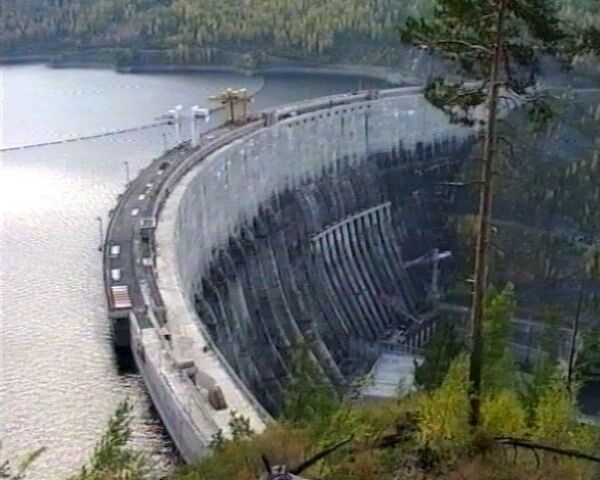 Саяно-Шушенская ГЭС  до аварии