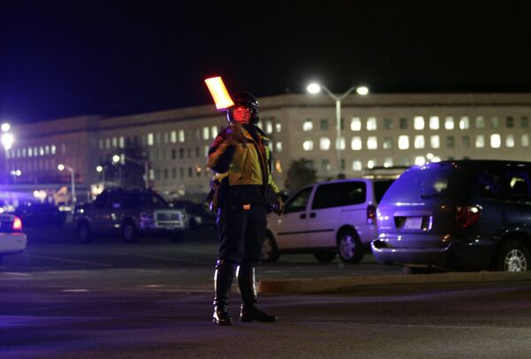 Злоумышленник открыл огонь по сотрудникам полиции у охраняемого входа в Пентагон