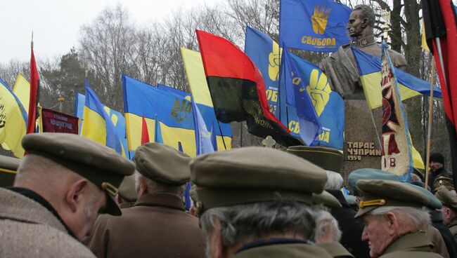 Мероприятия, посвященные 60-летней годовщине со дня гибели командира УПА Романа Шухевича. Архив