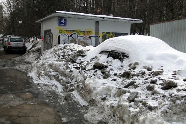 Последствия снегопада в Москве