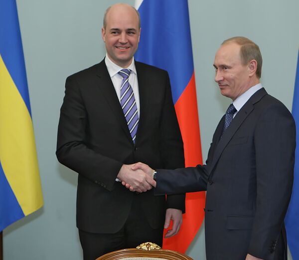 Премьер-министр РФ В.Путин встретился с премьером Швеции Ф.Рейнфельдтом