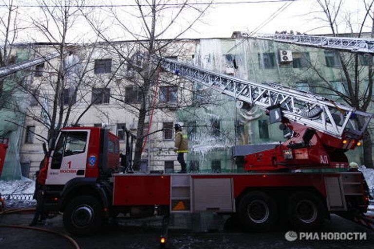 Пожар в административном здании в центре Москвы