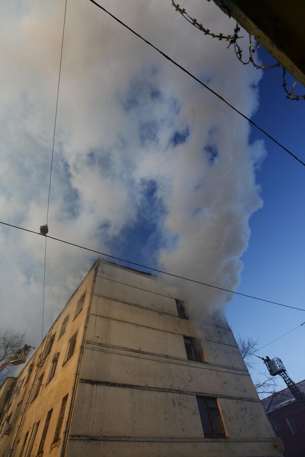 Пожар в административном здании в центре Москвы. Архив