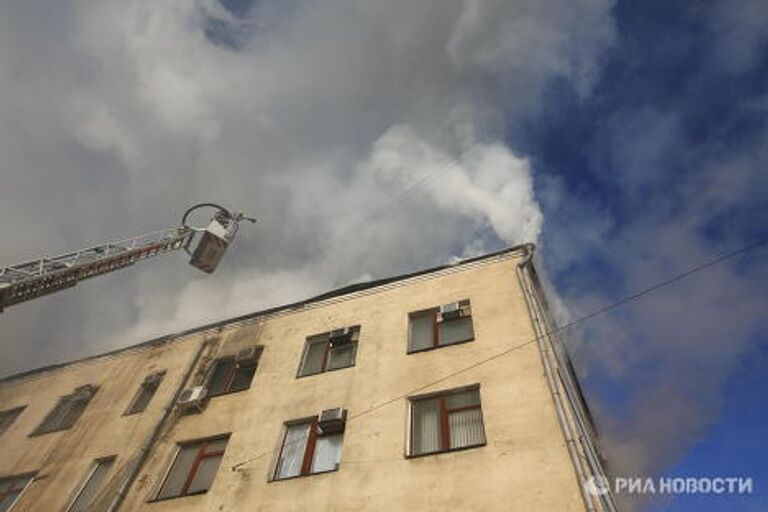 Пожар в административном здании в центре Москвы