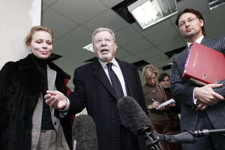 В пресненском суде Москвы рассмотрен иск о разделе имущества между между вдовой и детьми российского коллекционера Михаила Де Буара и его первой супругой Любовью Елизаветиной