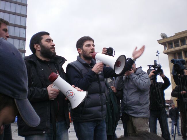 Акция в центре Тбилиси в знак протеста против передачи телеканала Имеди