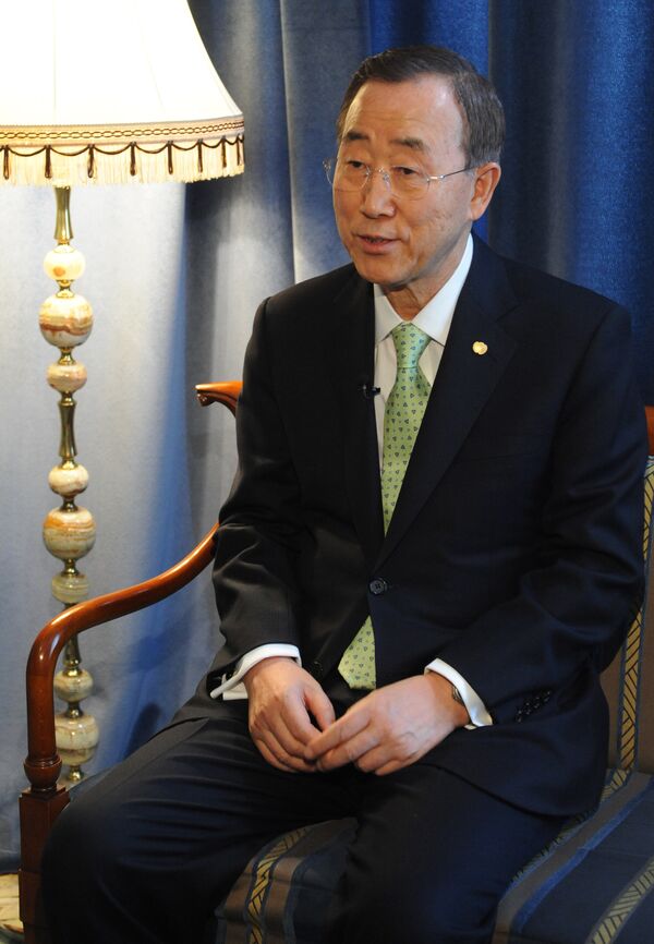 Генеральный секретарь ООН Пан Ги Мун во время интервью в Москве