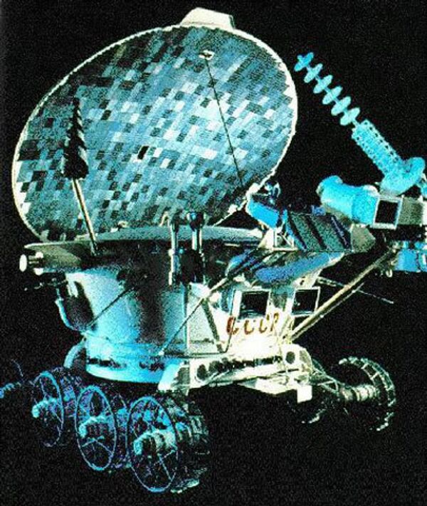 Луноход-2 — второй из серии советских лунных дистанционно-управляемых самоходных аппаратов-планетоходов «Луноход»
