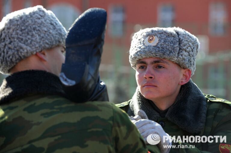 Показательная тренировка 154 комендантского полка Московского военного округа перед Парадом Победы