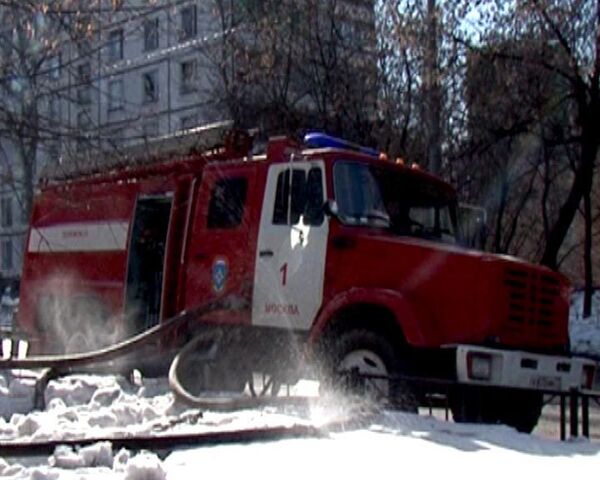 Пожарные потушили склад бытовой химии на северо-востоке Москвы