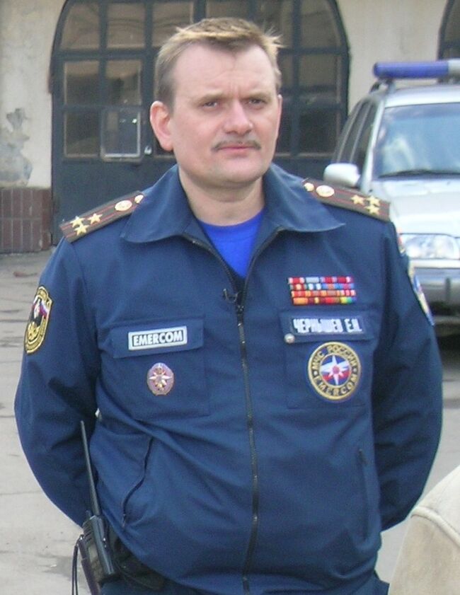 Начальник службы пожаротушения Москвы полковник внутренней службы Евгений Чернышев