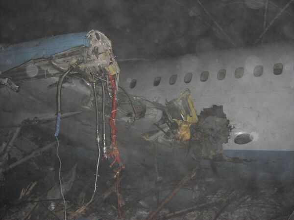 Аварийная посадка самолета Ту-204 при подлете к Домодедово