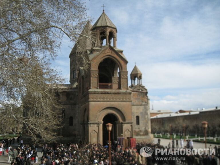 Патриарх Московский и всея Руси Кирилл в Армении 